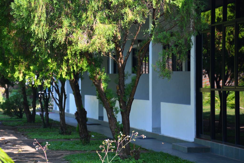 River View Banquet & Resort Wadduwa Eksteriør bilde
