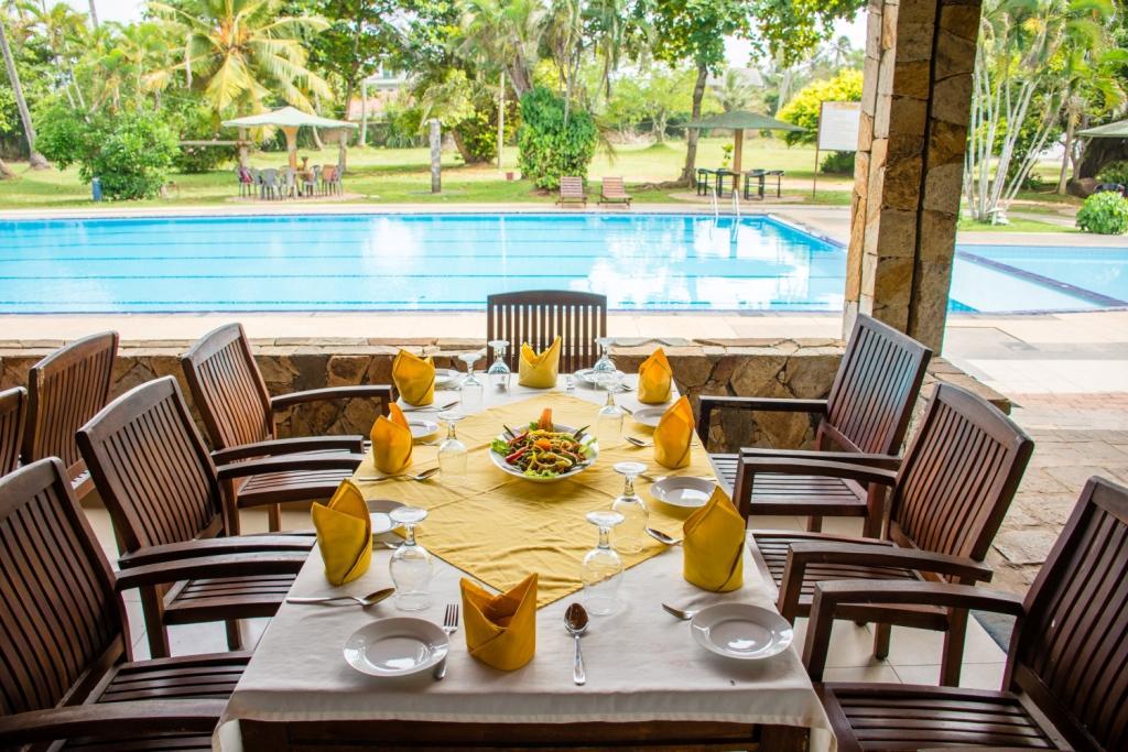 River View Banquet & Resort Wadduwa Eksteriør bilde