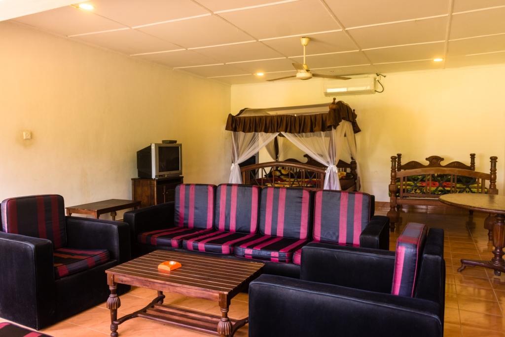 River View Banquet & Resort Wadduwa Eksteriør bilde
